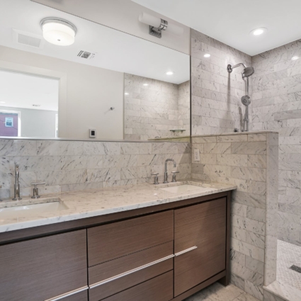 1034 Garden Street Bathroom